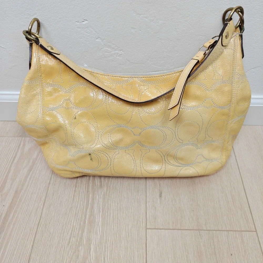 Vintage Y2K Coach Women Hobo Bag Medium Yellow Signature Patent Leather Embossed